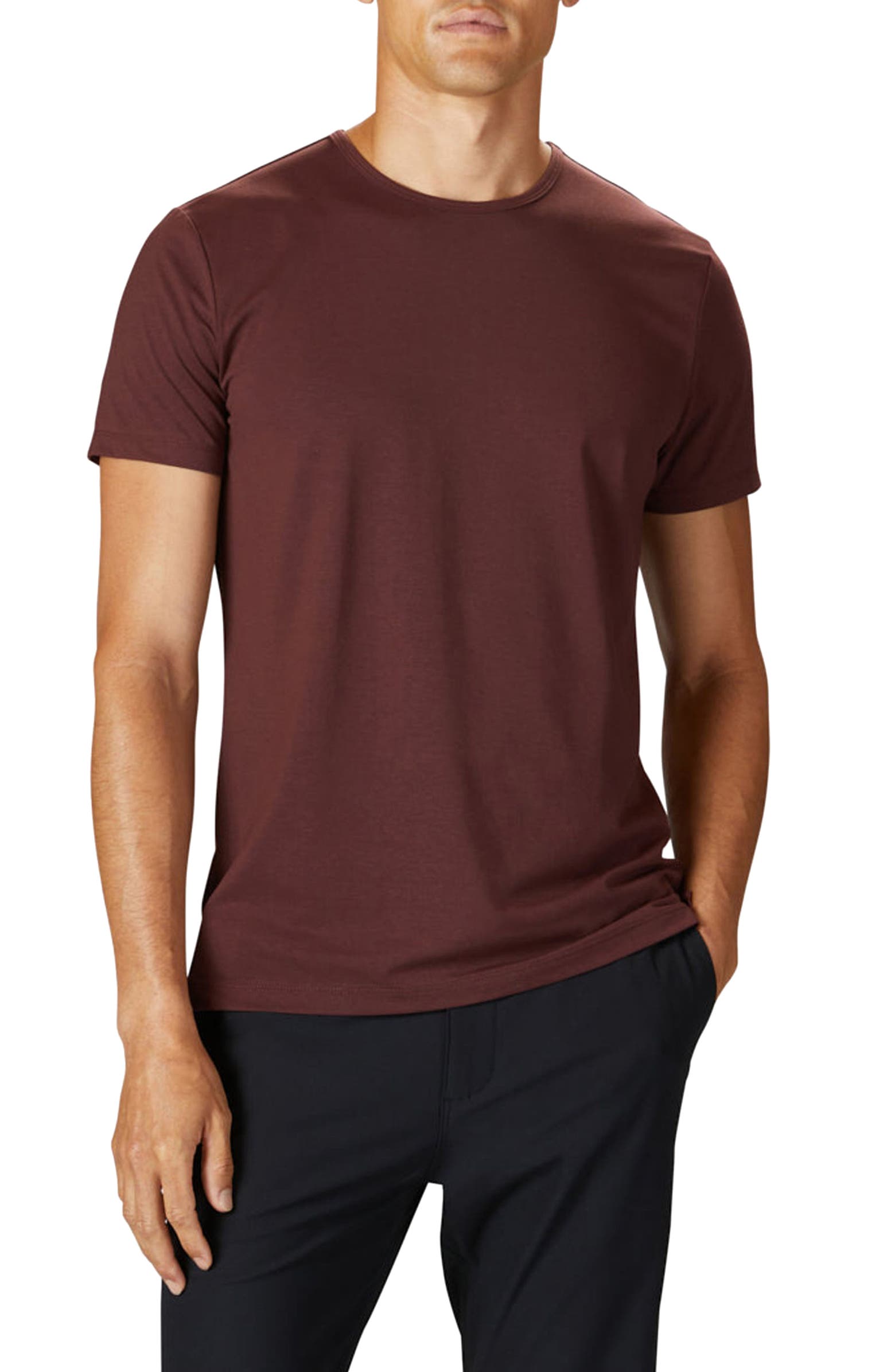 most flattering t-shirt color for men